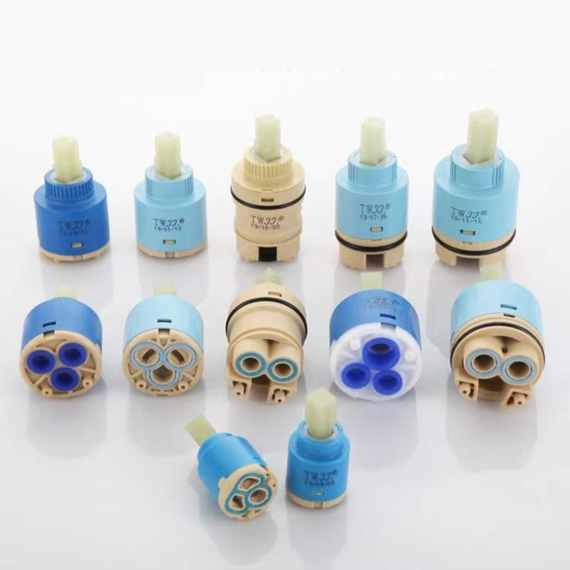 蛇口用混合スプールバルブ 25mm/35mm/40mm カー - Shower Valve Cartridge のレビューと価格
